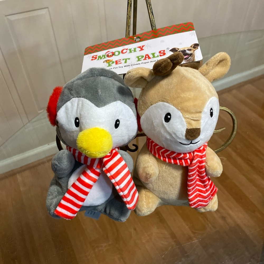 Smoochy Pet Pals ~SqueakyCrinkle /Squaker Dog Toy.  Reindeer And Pinguin